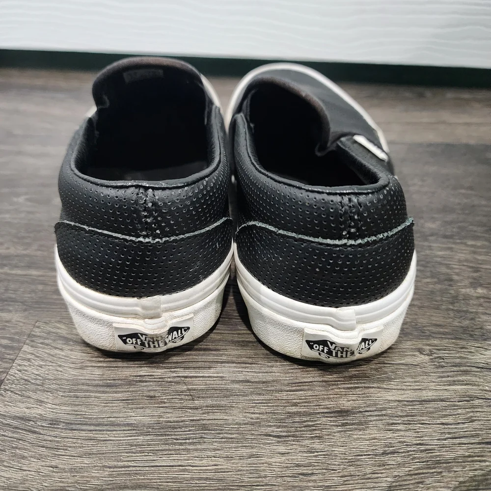 Vans Classic Lows Black Leather Perforated Slip On, Size 5.5 Men's